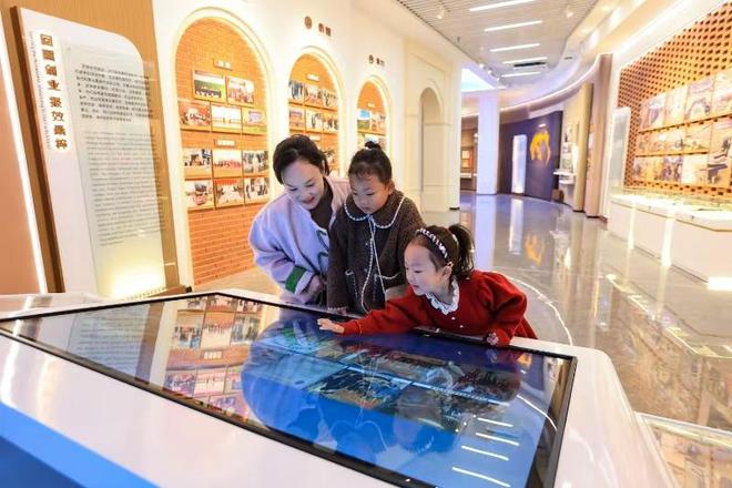 明溪縣僑鄉(xiāng)文化展示館啟用 葡萄酒文化小鎮(zhèn)同步運(yùn)營啟動(圖3)