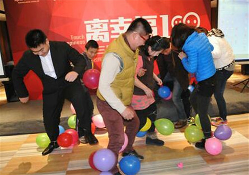 九游app：趣味互動(dòng)：讓戶外活動(dòng)燃爆全場(chǎng)的游戲推薦(圖1)